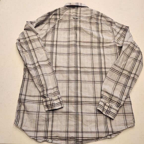Vince mens button down shirt. Size L - Picture 2 of 3